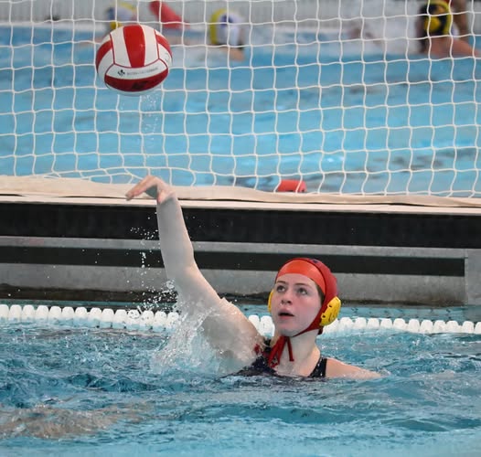 JETS WOMEN’s GOLD TEAM WINS A PAIR OF CLOSE GAMES